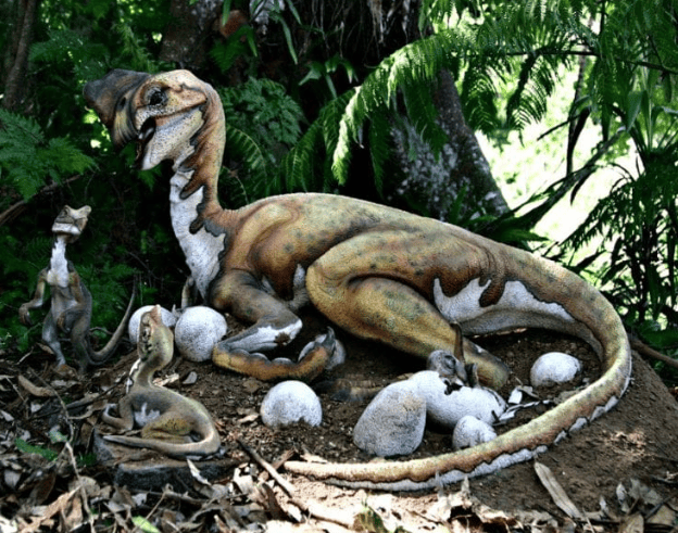 Imagen de un oviraptor en su nido